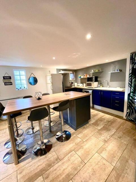 Ferienwohnung Le Camille Charming With Garden 5 Min Chu Poitiers Exterior foto
