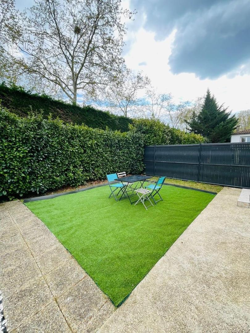 Ferienwohnung Le Camille Charming With Garden 5 Min Chu Poitiers Exterior foto