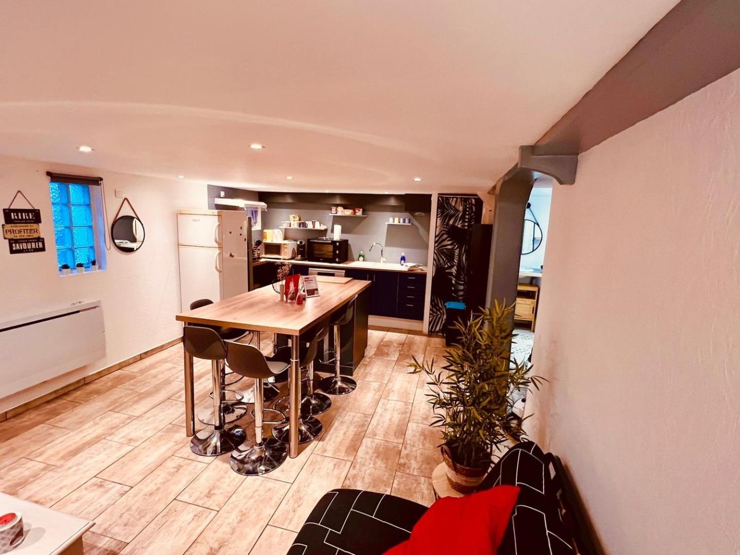 Ferienwohnung Le Camille Charming With Garden 5 Min Chu Poitiers Exterior foto