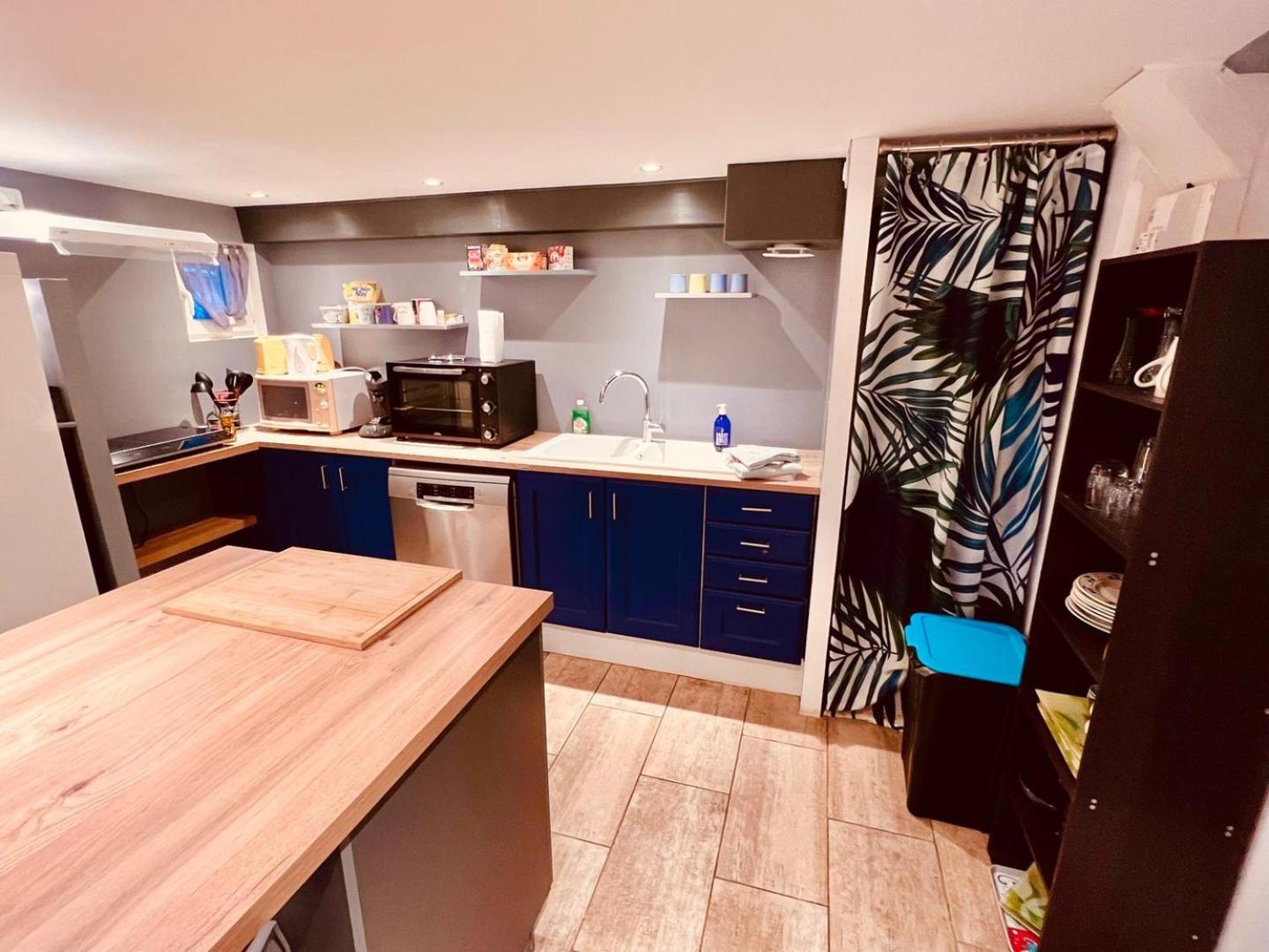 Ferienwohnung Le Camille Charming With Garden 5 Min Chu Poitiers Exterior foto